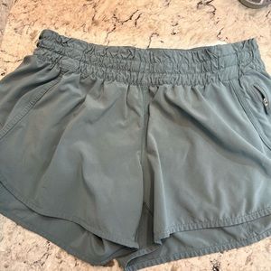 Lululemon shorts 4” ✨ baby blue ✨ size 12 ✨ only worn a few times